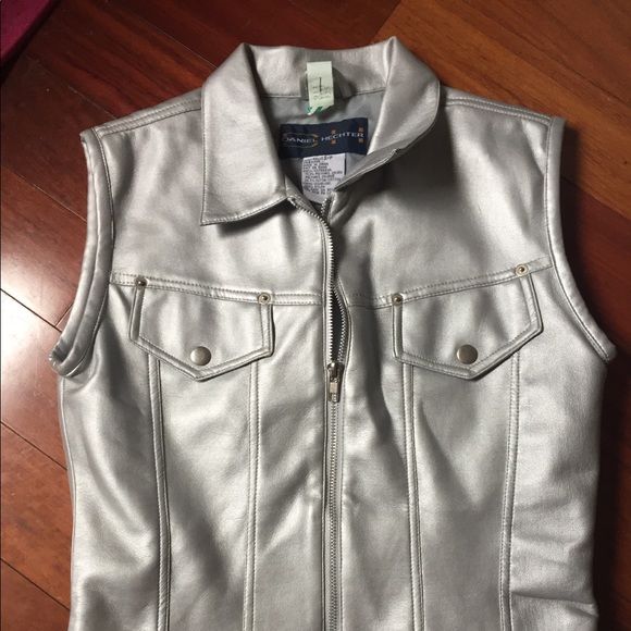 “Pleather” Vest - Picture 1 of 4
